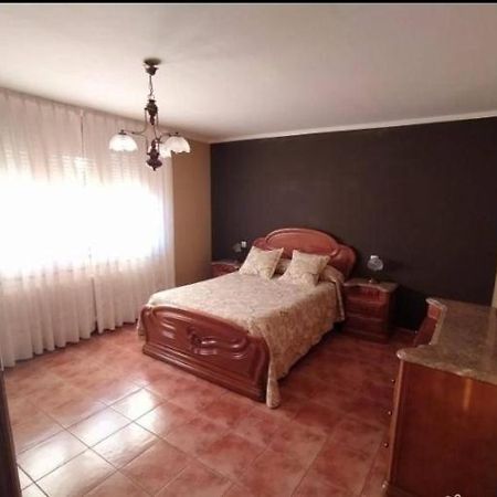 La Eria De Villaverde Intriago Buitenkant foto